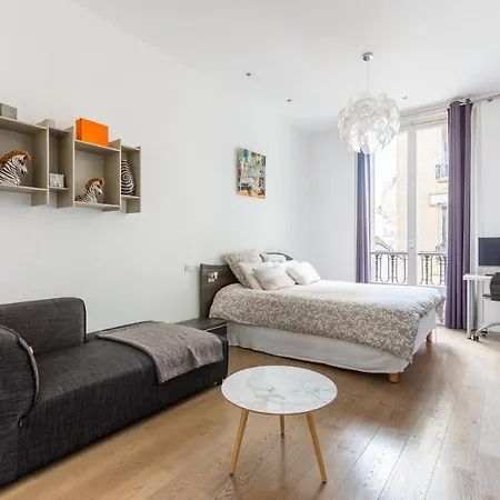 Appartement Charme Parisien Pres De L'arc De Triomphe - 183 M² *