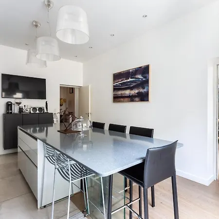 Appartement Charme Parisien Pres De L'arc De Triomphe - 183 M²