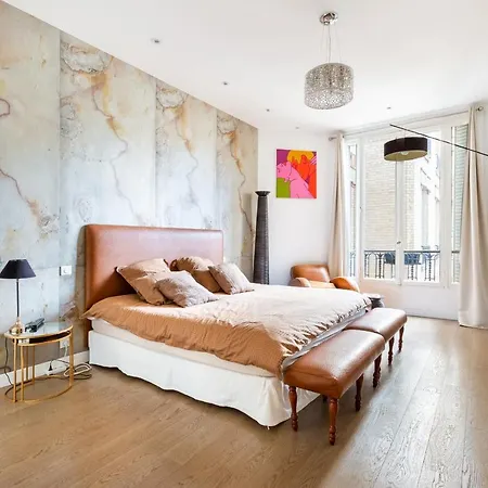 Appartement Charme Parisien Pres De L'arc De Triomphe - 183 M² *